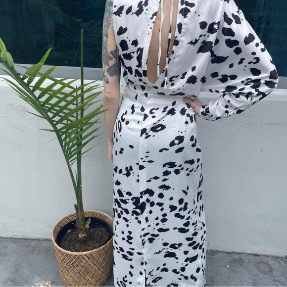 Pre-Loved ASOS Black & White One-Shoulder Wrap Maxi Dress – Size US 6 - Picture 7 of 12